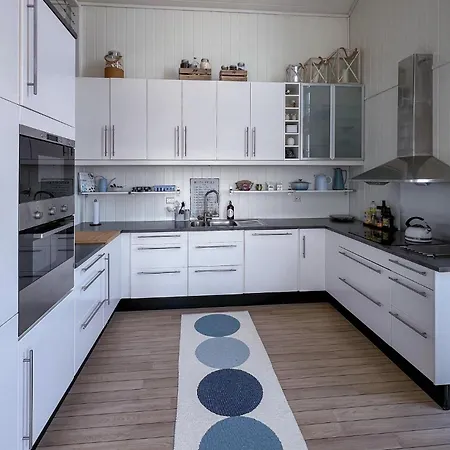 Stunning In With Kitchen