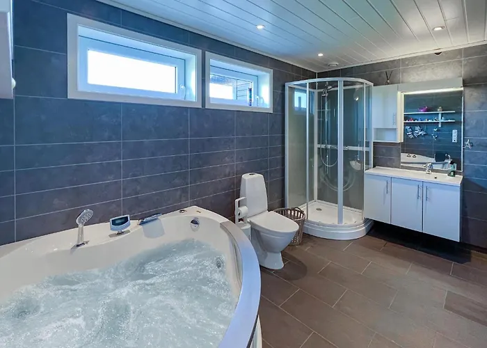 3 Bedroom Gorgeous In Dom wakacyjny *